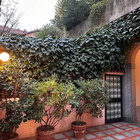 Apartment Naviglio Garden Milan