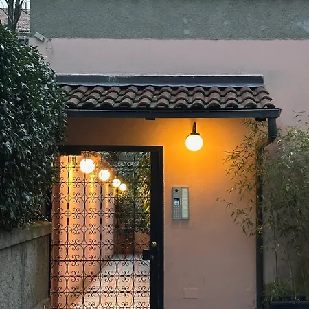 Naviglio Garden Apartment