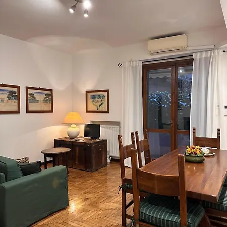 Appartement Naviglio Garden Milaan